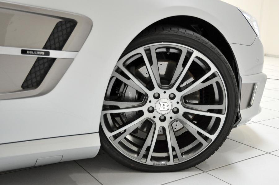  Mercedes-Benz SL-Class by Brabus 2012 года  (фото 28 из 46)